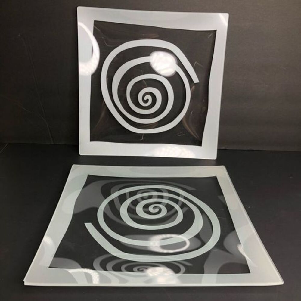 2 Unbranded Square Glass Charger Plates With Silver Swirl Design CHIP